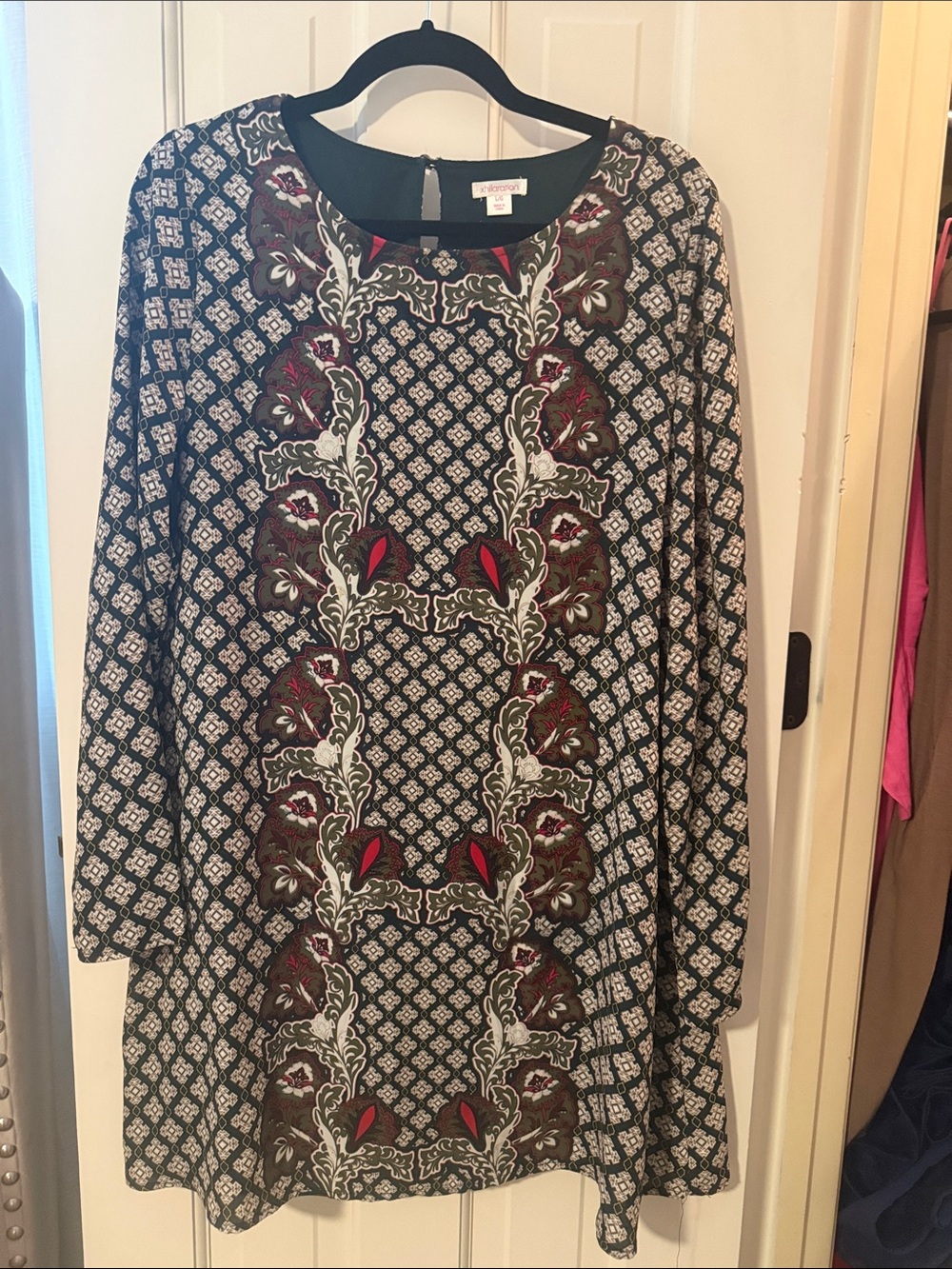 Xhilaration Black Printed Long-Sleeve Dress with Burgundy Accents